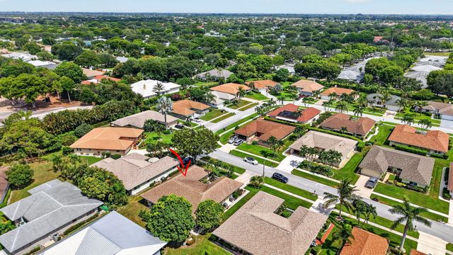 10300 GREENTRAIL Drive N, Boynton Beach, FL 33436