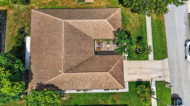 10300 GREENTRAIL Drive N, Boynton Beach, FL 33436