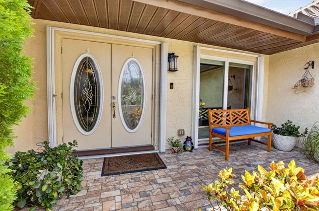 10300 GREENTRAIL Drive N, Boynton Beach, FL 33436