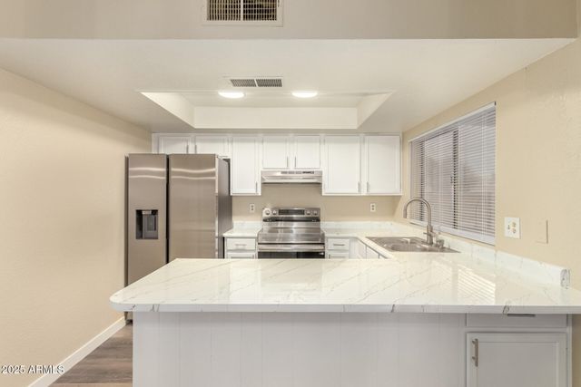 16043 N 30TH Avenue, Phoenix, AZ 85053