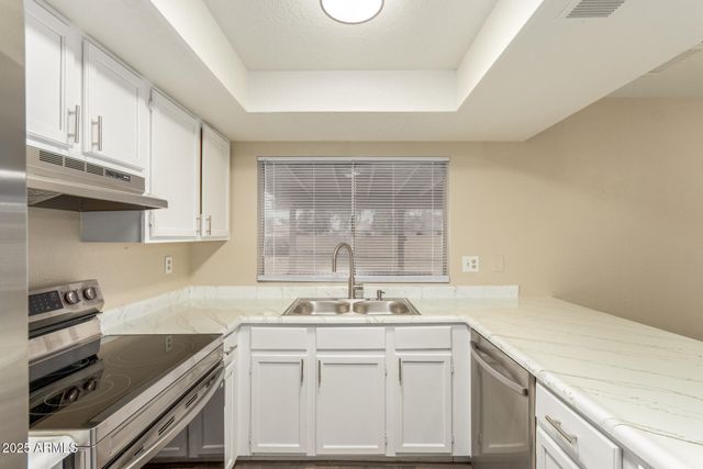 16043 N 30TH Avenue, Phoenix, AZ 85053