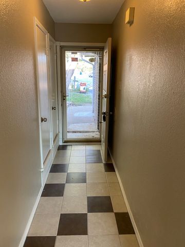 5824 Storm Drive, Watauga, TX 76148