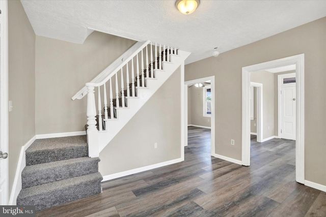 36 HANOVER ST, Glen Rock, PA 17327