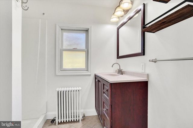 36 HANOVER ST, Glen Rock, PA 17327