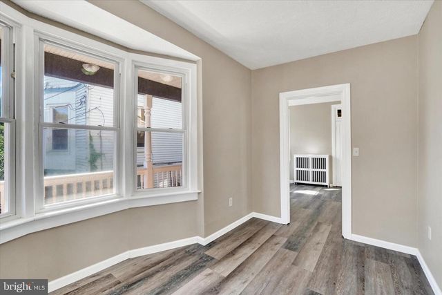 36 HANOVER ST, Glen Rock, PA 17327