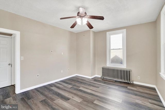 36 HANOVER ST, Glen Rock, PA 17327