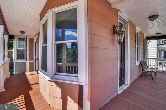 36 HANOVER ST, Glen Rock, PA 17327