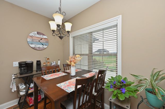 727A N Russell St, Portland, TN 37148