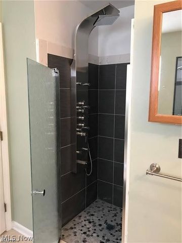 600 Literary Road Up, Cleveland, OH 44113