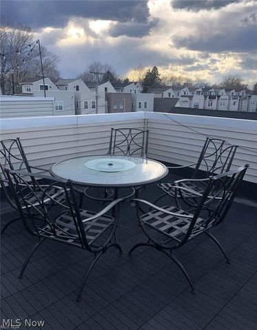 600 Literary Road Up, Cleveland, OH 44113