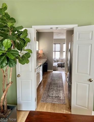 600 Literary Road Up, Cleveland, OH 44113