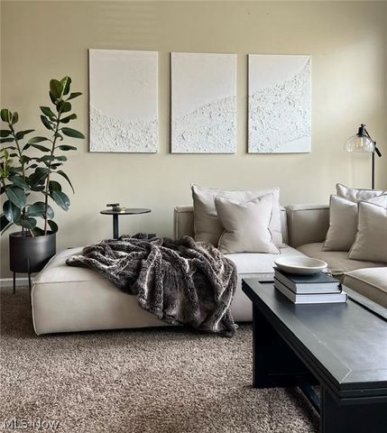 600 Literary Road Up, Cleveland, OH 44113