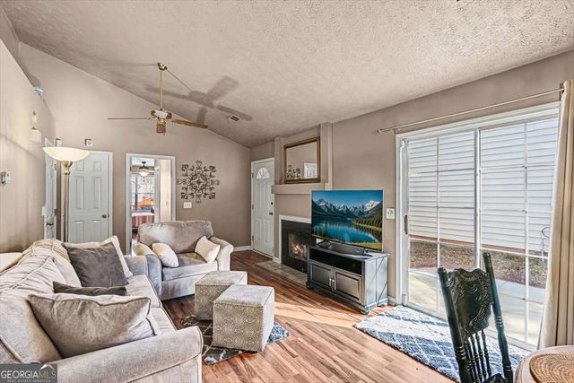 2636 Saint Charles Lane NW, Kennesaw, GA 30144