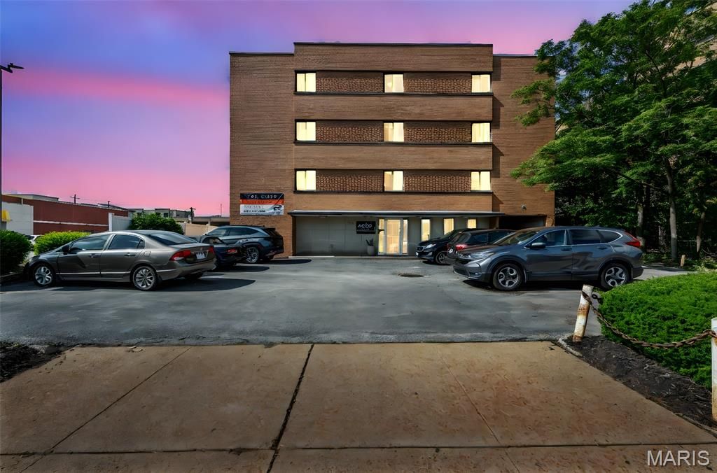 4020 Lindell Boulevard, St Louis, MO 63108