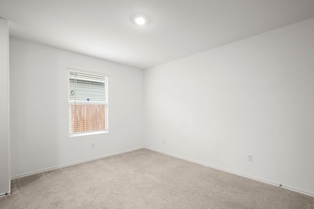 125 Gabbro GDNS, Maxwell, TX 78656