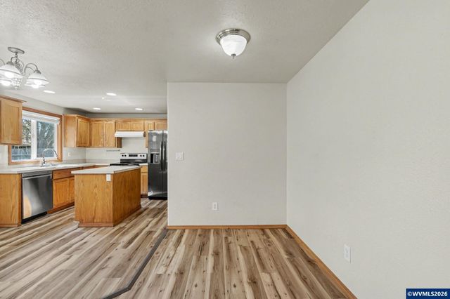 4444 Leafwood Av NE, Salem, OR 97305