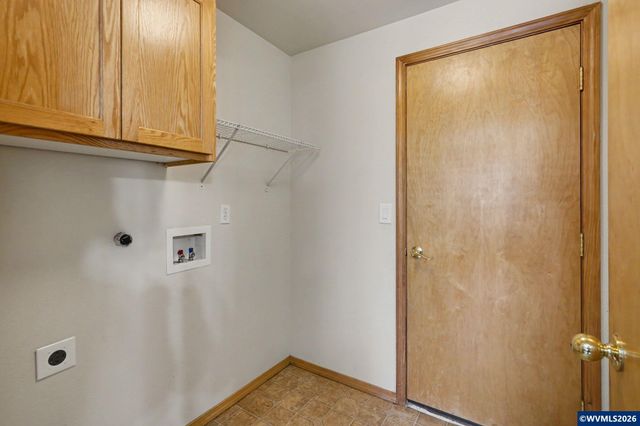 4444 Leafwood Av NE, Salem, OR 97305