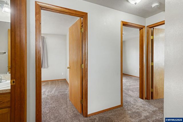 4444 Leafwood Av NE, Salem, OR 97305