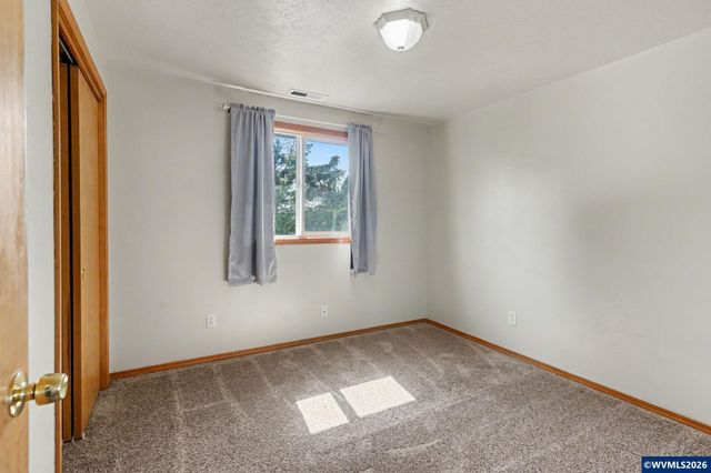 4444 Leafwood Av NE, Salem, OR 97305