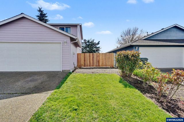 4444 Leafwood Av NE, Salem, OR 97305