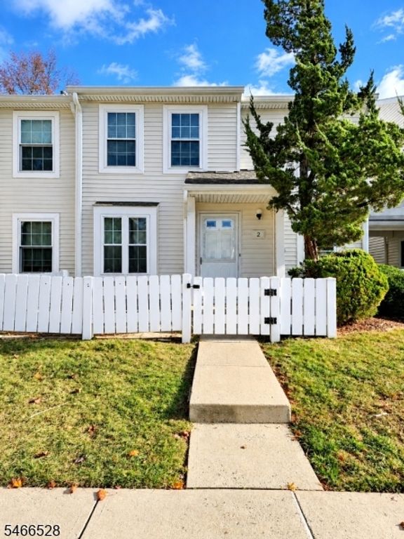 2 Almond Dr, Franklin Twp., NJ 08873 — exterior