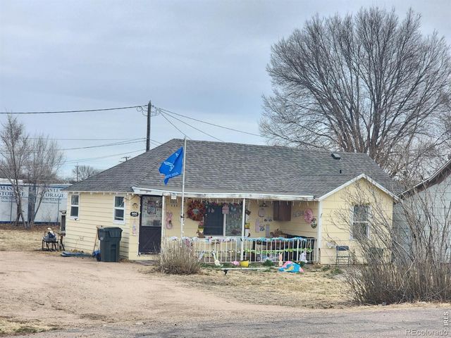 404-406 Kochia Way, Sterling, CO 80751