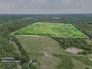 1444 Yellow Rock, De Soto, MO 63020