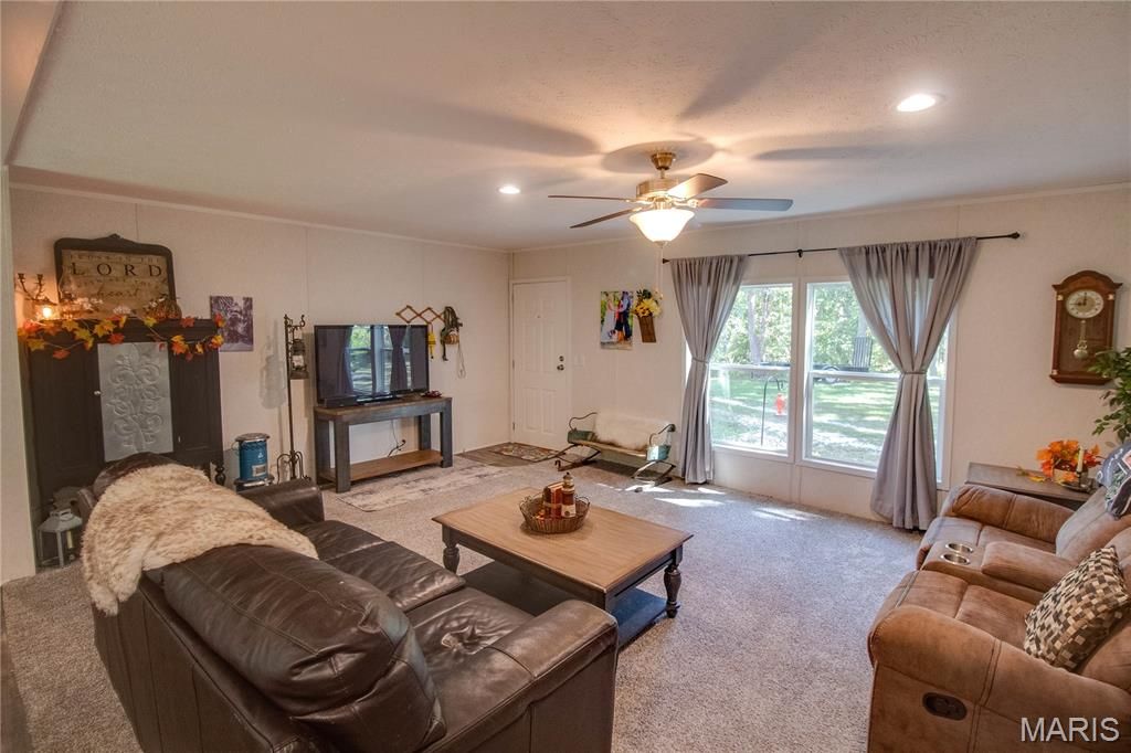 Image 18 of property listing at 1468 F S Road, Medora, IL 62063