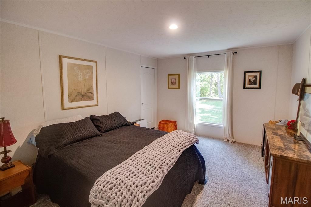 Image 35 of property listing at 1468 F S Road, Medora, IL 62063