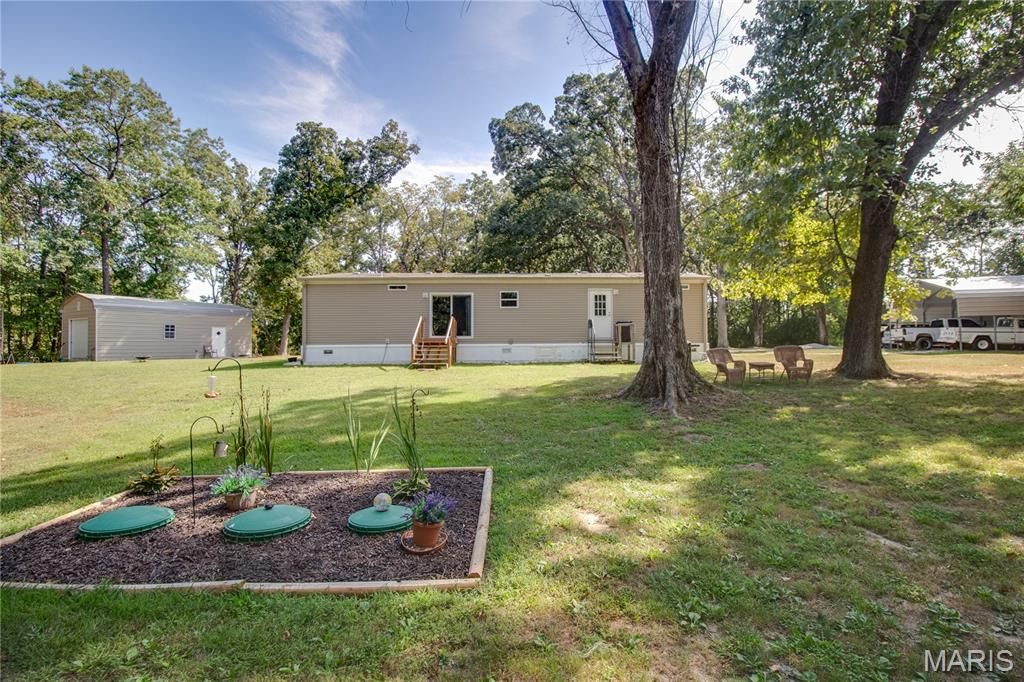 Image 43 of property listing at 1468 F S Road, Medora, IL 62063