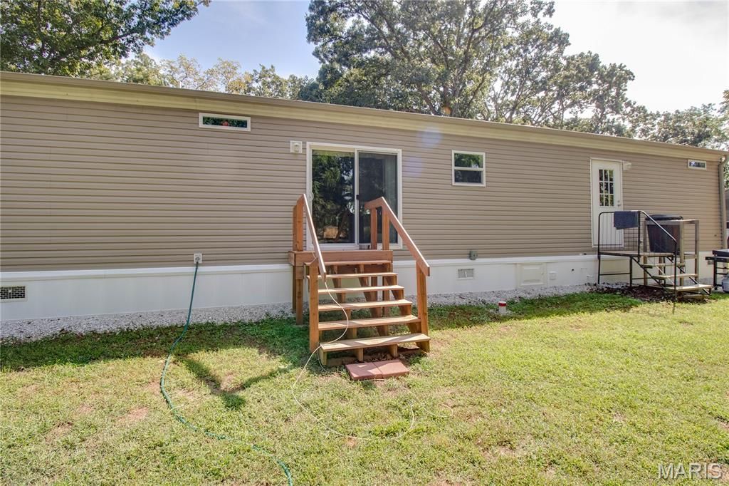 Image 45 of property listing at 1468 F S Road, Medora, IL 62063