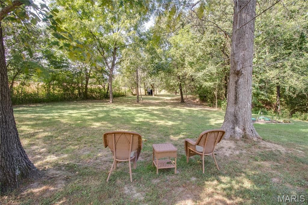 Image 46 of property listing at 1468 F S Road, Medora, IL 62063