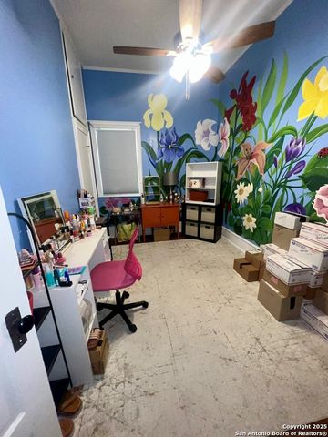 501 E Randall, Beeville, TX 78102