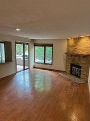 1100 50th Street 2102, West Des Moines, IA 50266