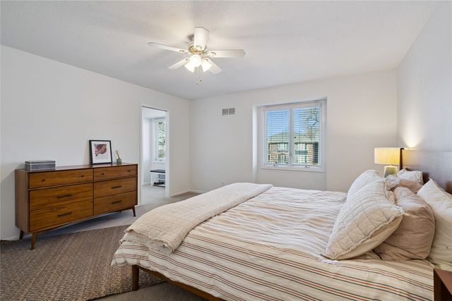 2904 Sylvania Drive, West Des Moines, IA 50266