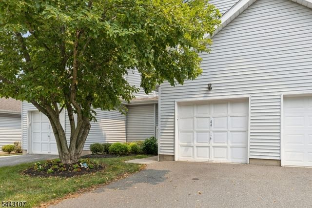 44 Lancelot Drive, Berkeley Heights Twp., NJ 07922