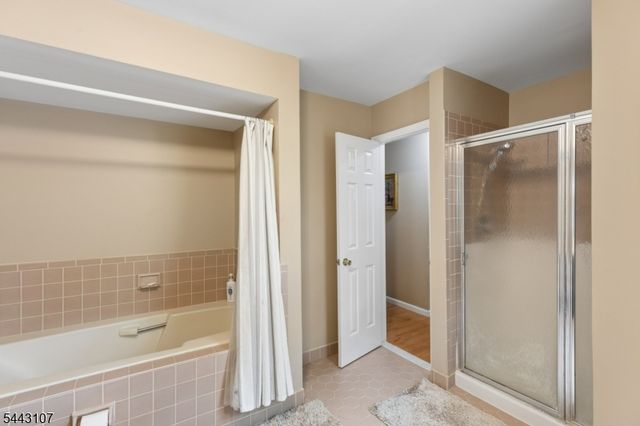 44 Lancelot Drive, Berkeley Heights Twp., NJ 07922