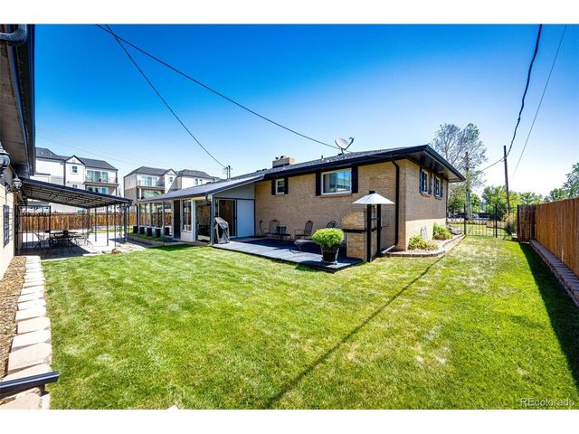 5215 Allison St, Arvada, CO 80002