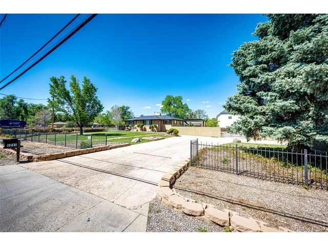 5215 Allison St, Arvada, CO 80002