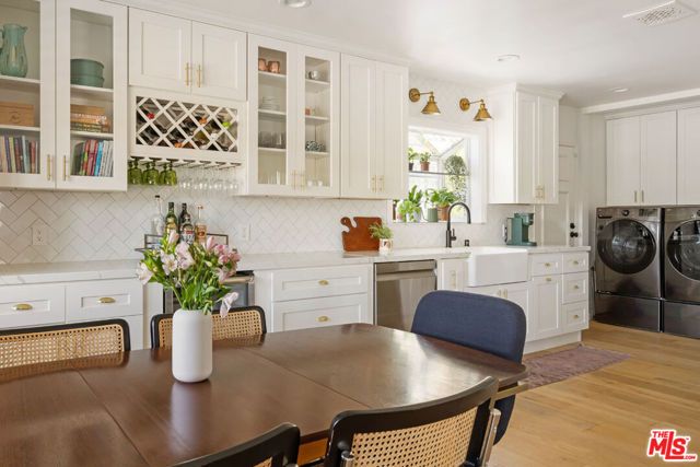4445 Caledonia Way, Los Angeles, CA 90065