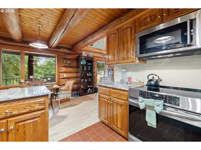 19178 S ECHO DELL Ln, Oregon City, OR 97045