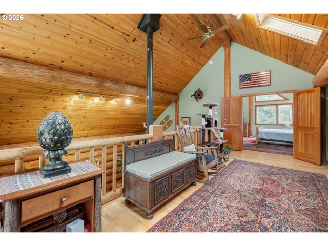 19178 S ECHO DELL Ln, Oregon City, OR 97045