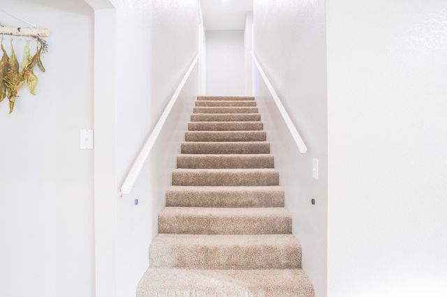 2135 LOOSE MOOSE LOOP, North Pole, AK 99705