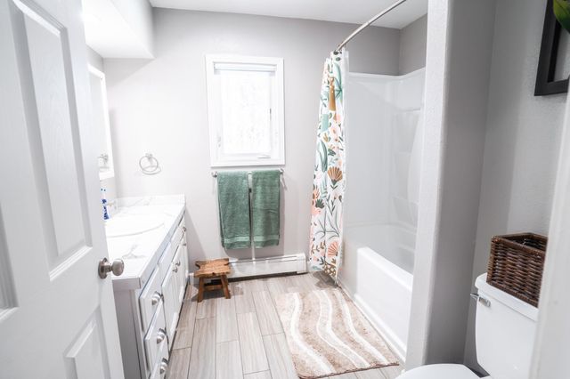 2135 LOOSE MOOSE LOOP, North Pole, AK 99705