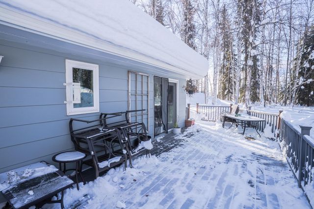 2135 LOOSE MOOSE LOOP, North Pole, AK 99705