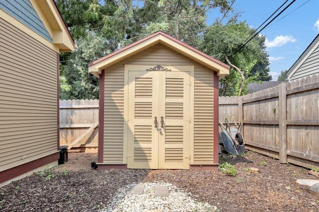 162 Wilson AVENUE, West Bend, WI 53090