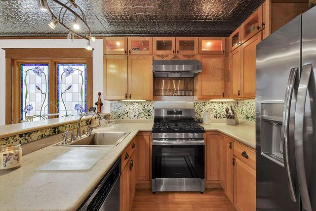 162 Wilson AVENUE, West Bend, WI 53090