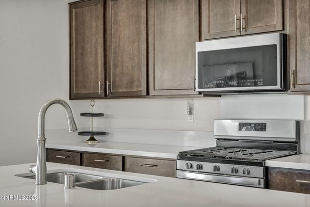 7601 Navasota Drive, Sparks, NV 89436