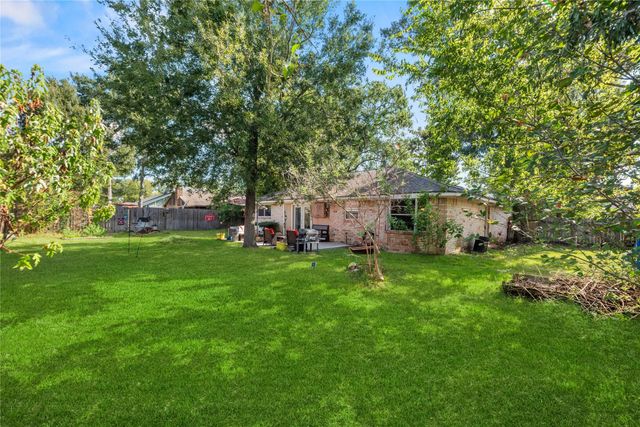 16511 Port O Call Street, Crosby, TX 77532