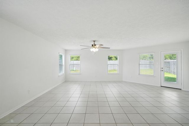 539 Broken Boulder Street, Magnolia, TX 77354